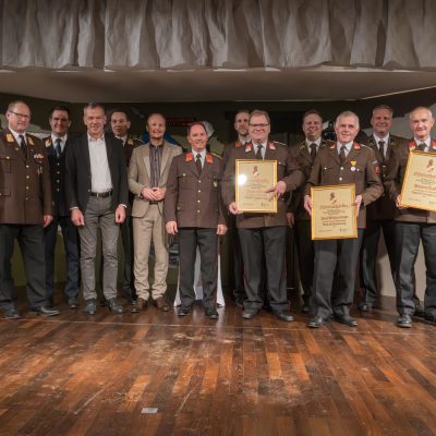 Urkunde zum 65. Geburtstag - Johann Heis, Josef Madersbacher und Johannes Hupfauf