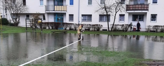 mehrere Alarmierungen am zweiten Adventwochenende