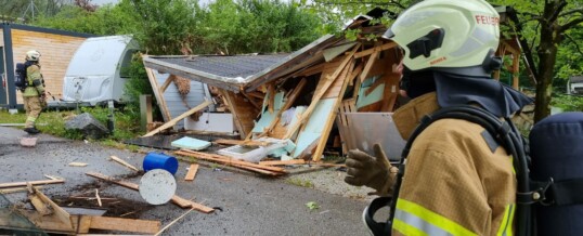 Explosion Campingplatz und Brand MFH